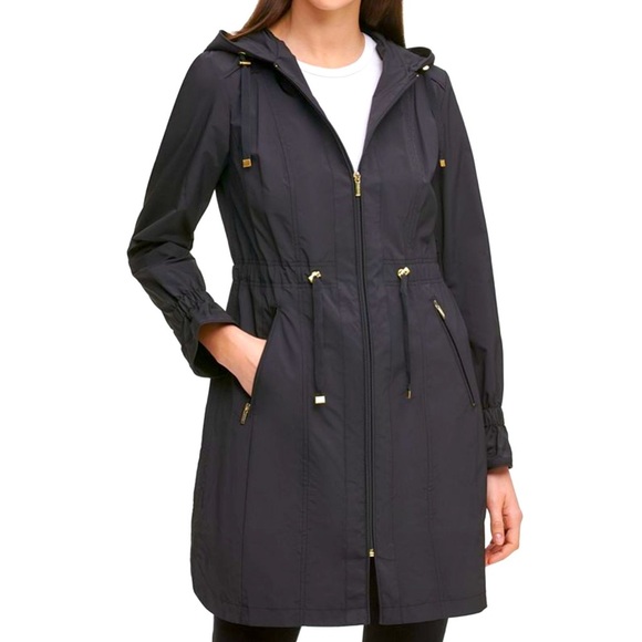 Cole Haan Black insulated coat with gold elegant details - Picture 1 of 5